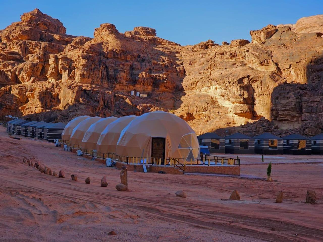 Sunrise Luxury Camp Ξενοδοχείο Ουάντι Ραμ Εξωτερικό φωτογραφία
